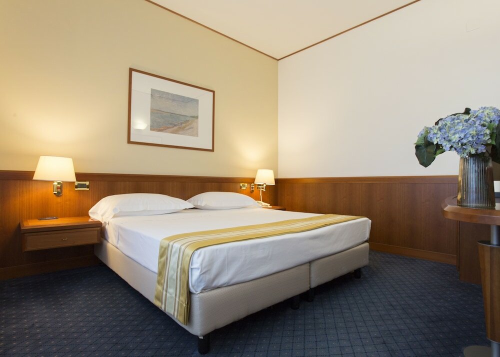Фото Hotel Europa
