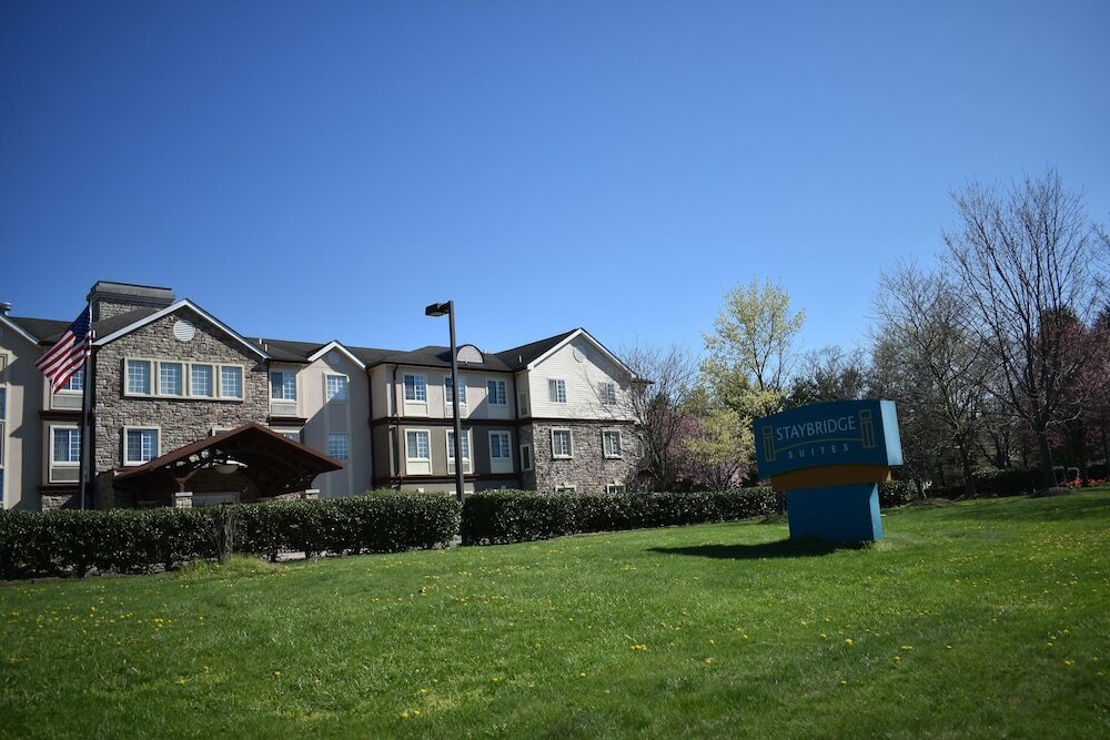 Фото Staybridge Suites Cranbury, an Ihg Hotel