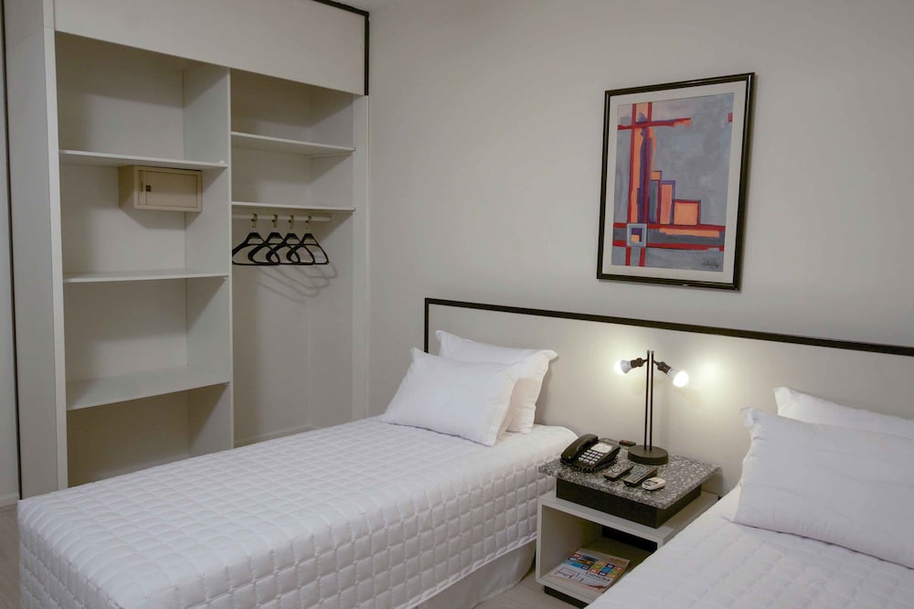 Фото Bristol Metropolitan Flat