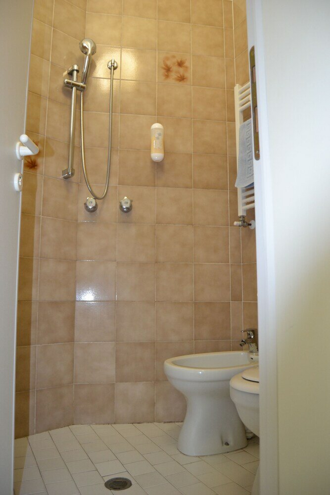 Фото Hotel Apis