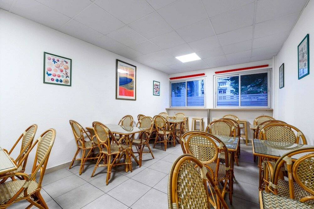 Фото Comfort Hotel Alba Rouen