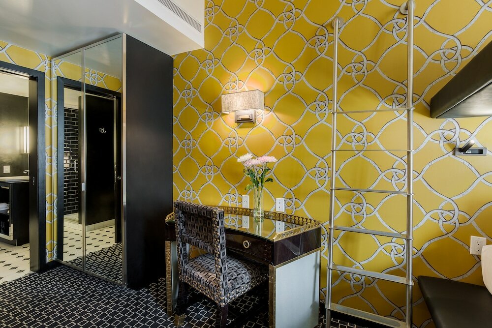 Фото 45 Times Square Hotel