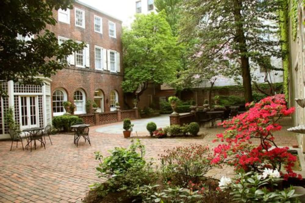 Фото Morris House Hotel