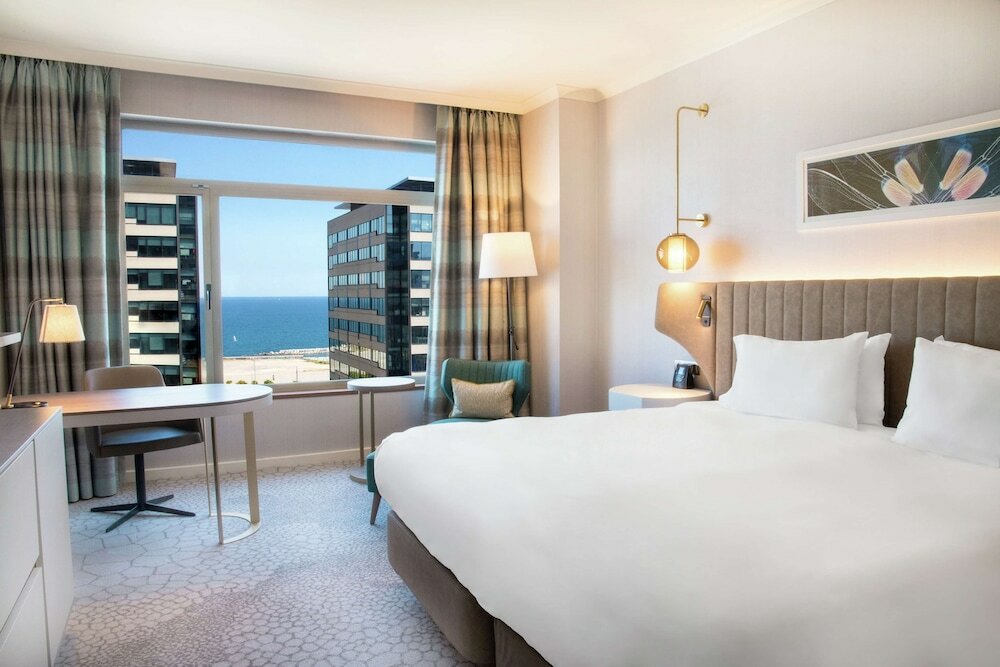 Фото Hilton Diagonal Mar Barcelona