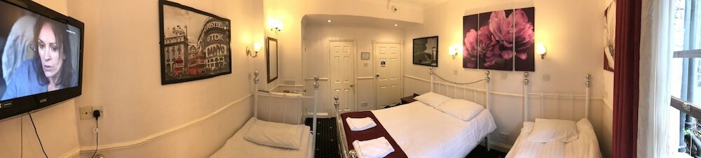 Фото Springfield Hotel London