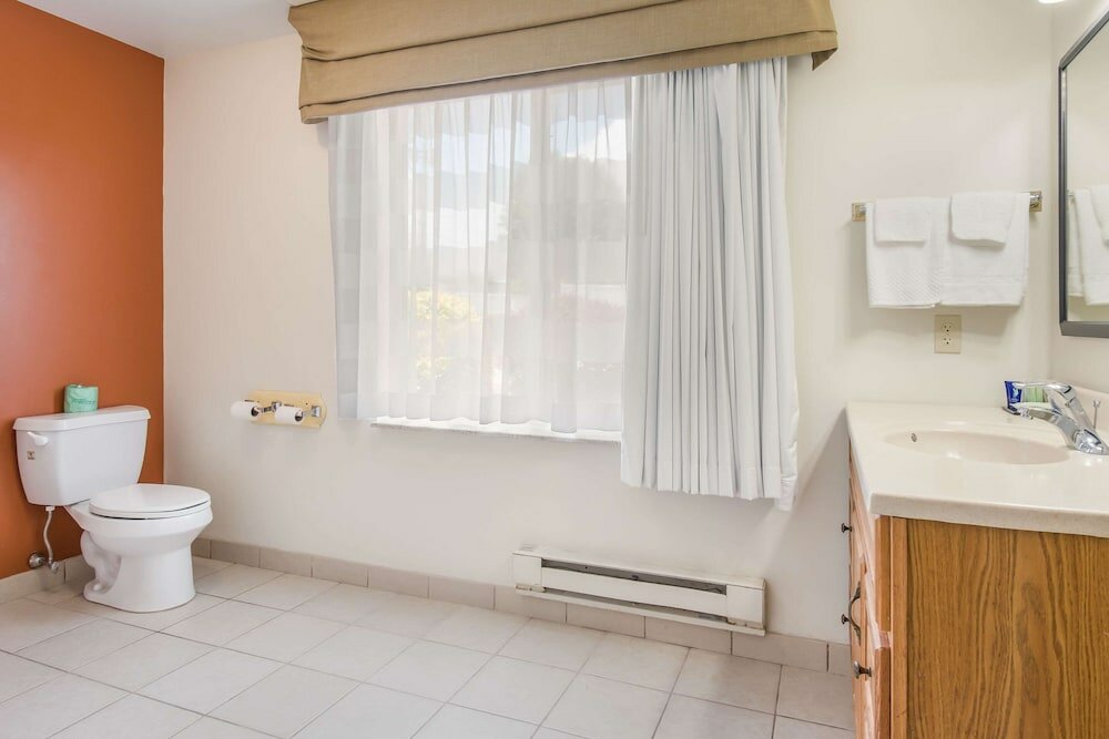 Фото Sleep Inn & Suites