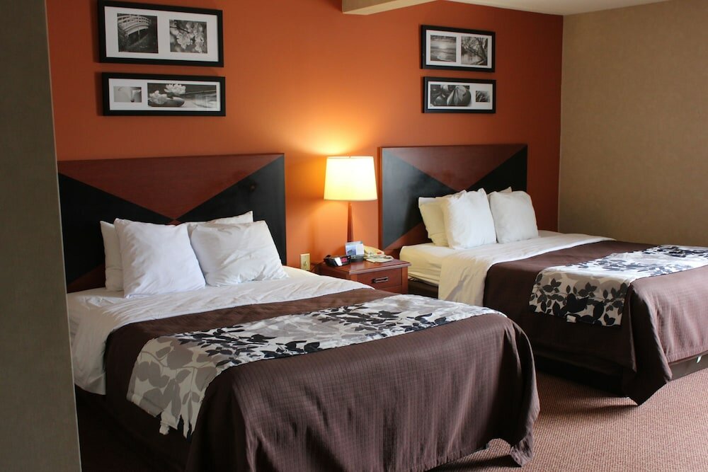 Фото Sleep Inn & Suites