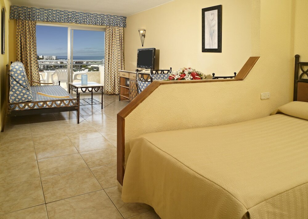 Фото Hovima Santa María