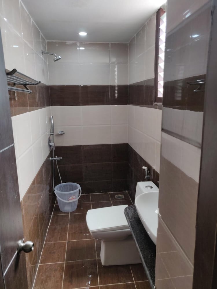 Фото Sri Raghavendra Inn