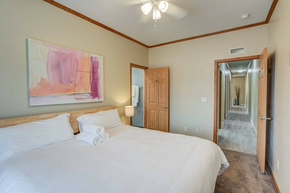 Фото Pet-friendly 4 Br Family Stay Near Downtown