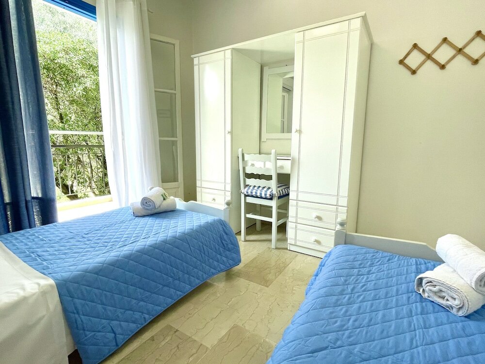 Фото Sunflower Apartments