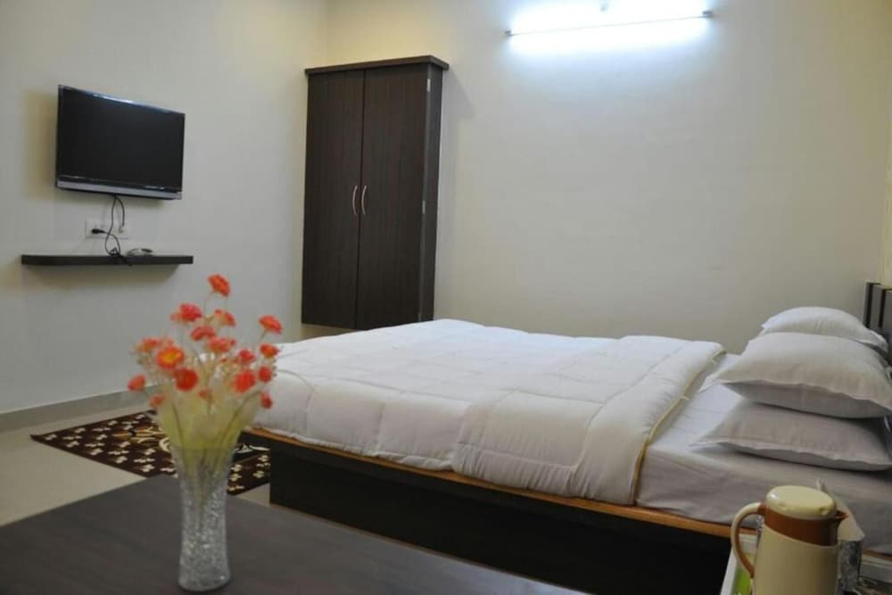 Фото Hotel Om Executive