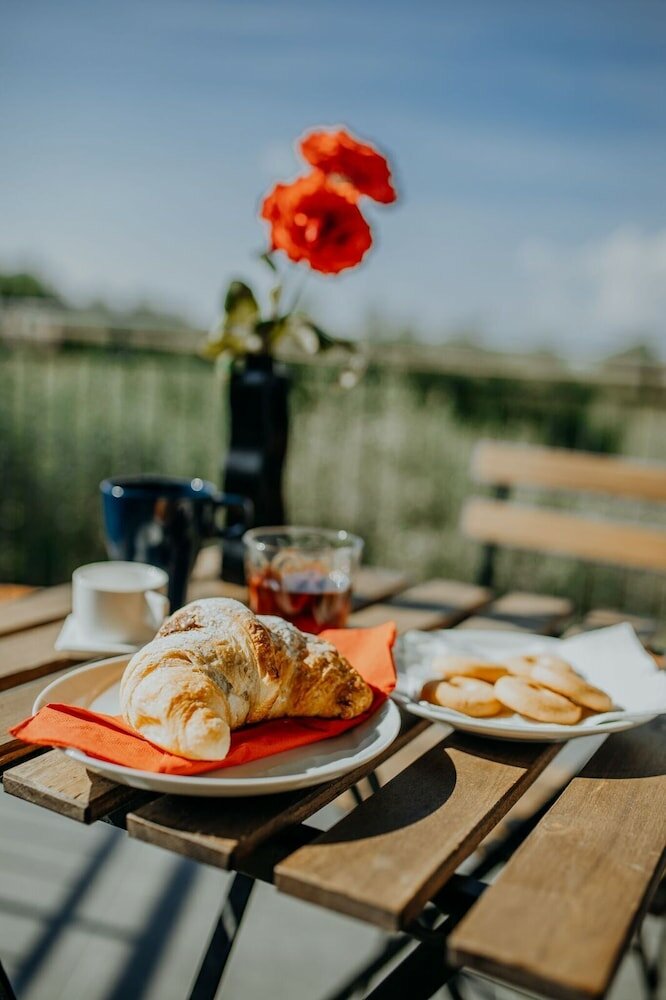 Фото Stone House