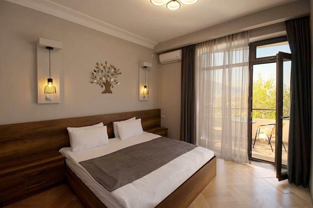 Фото Hotel Livin