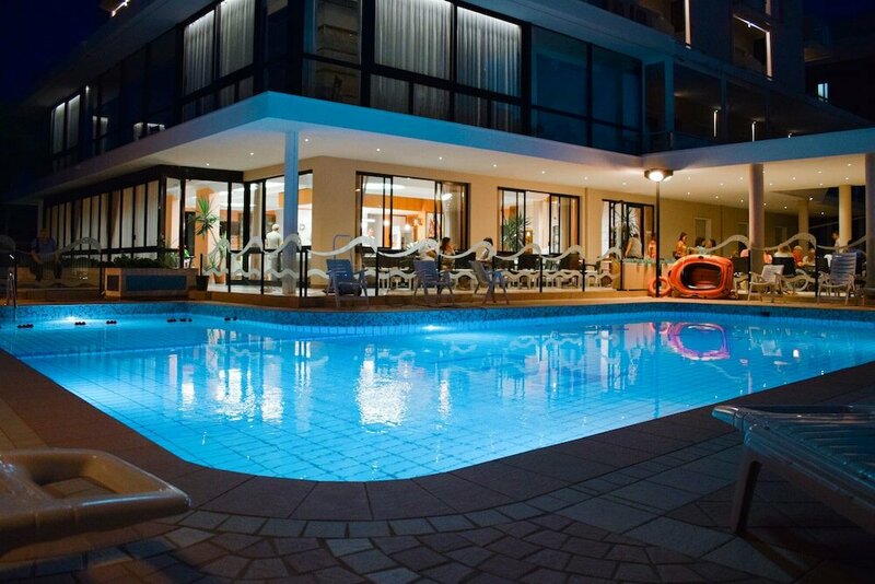 Гостиница Hotel Universal в Беллария – Иджеа-Марине