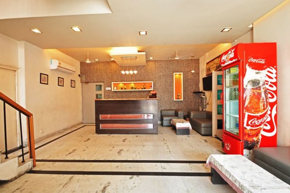 Фото Hotel Raj Darbar