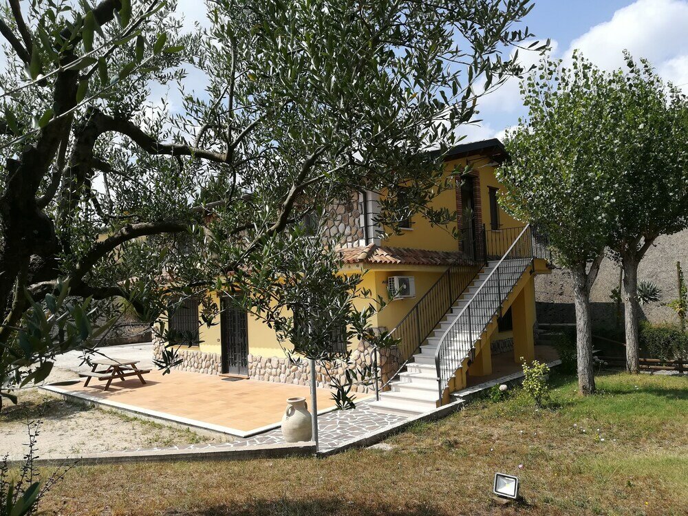 Фото Agriturismo i Tre Ulivi