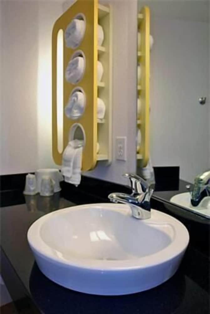 Фото Motel 6 South Haven, Ks