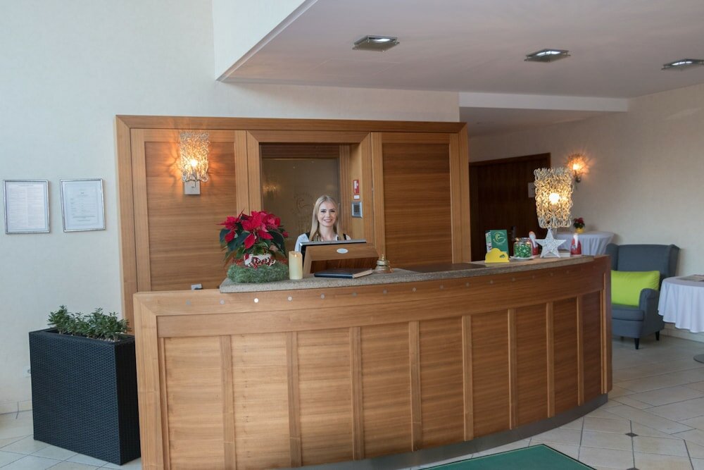 Фото Landhotel Krummenweg