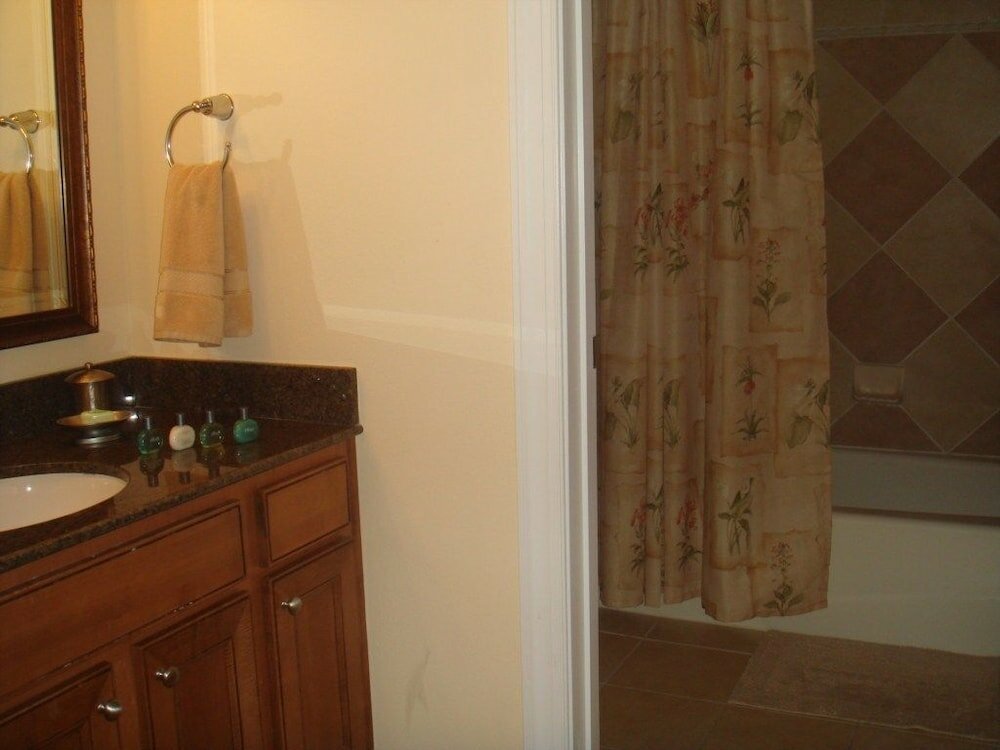 Фото Je35894 - Reunion Resort - 3 Bed 2 Baths Condo