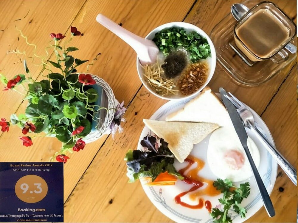 Фото Madinah Hostel Ranong