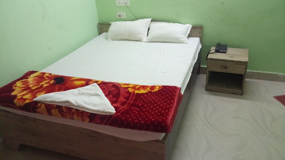 Фото Hotel Greenland Palace Bodhgaya