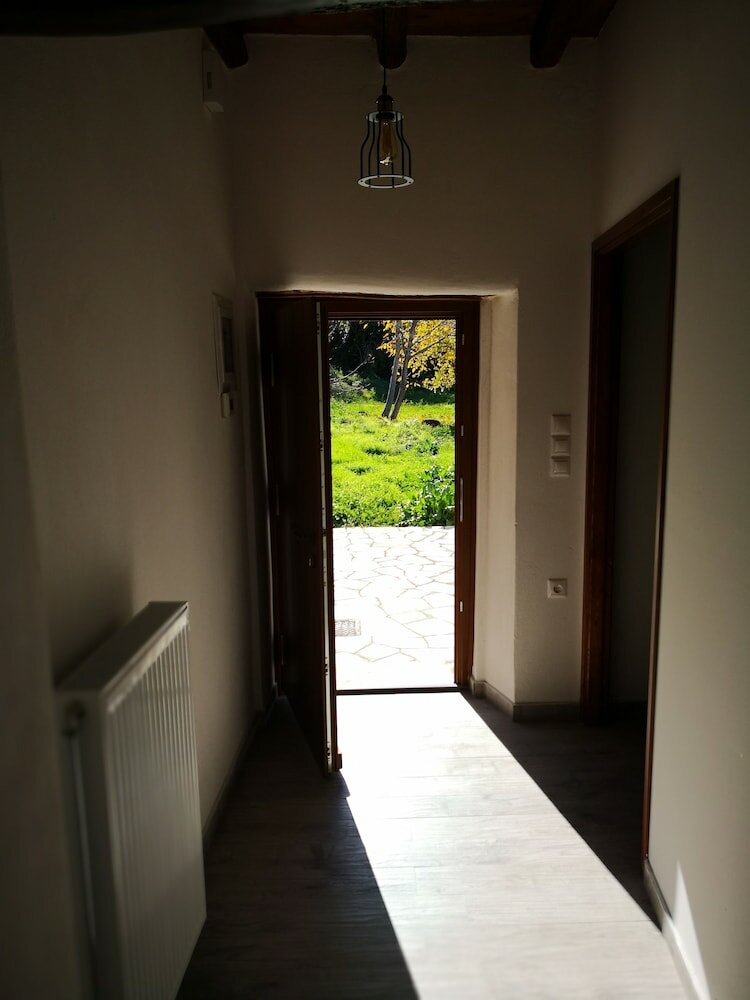 Фото Effrosini Stonehouse Portaria