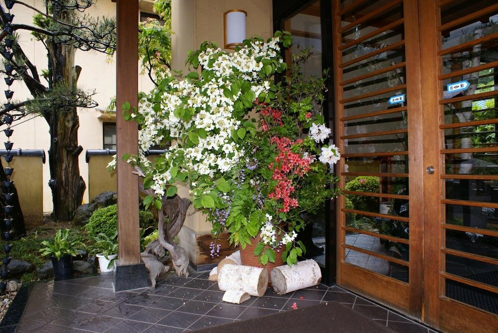 Фото Bouzantei Kotobuki