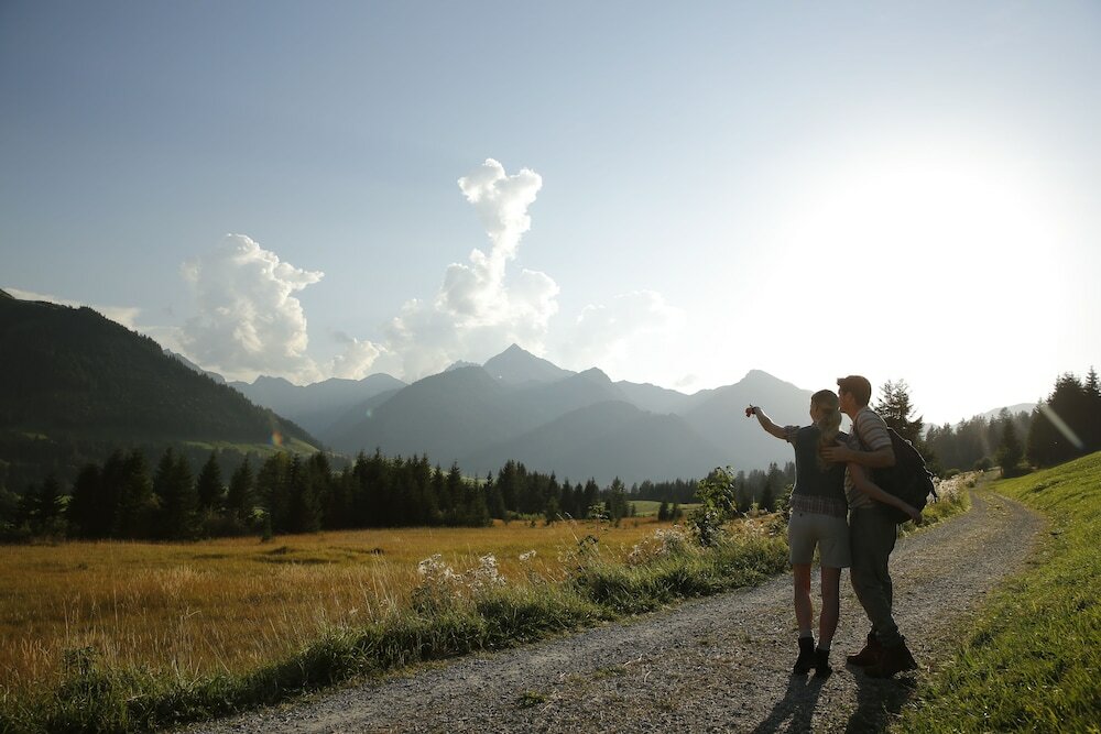Фото Hotel Bergblick