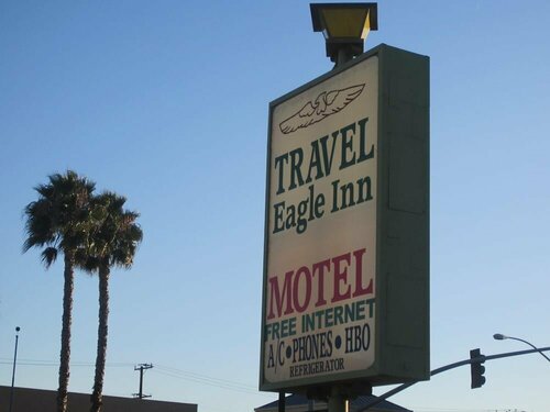 Гостиница Travel Eagle Inn Motel в Лонг-Бич