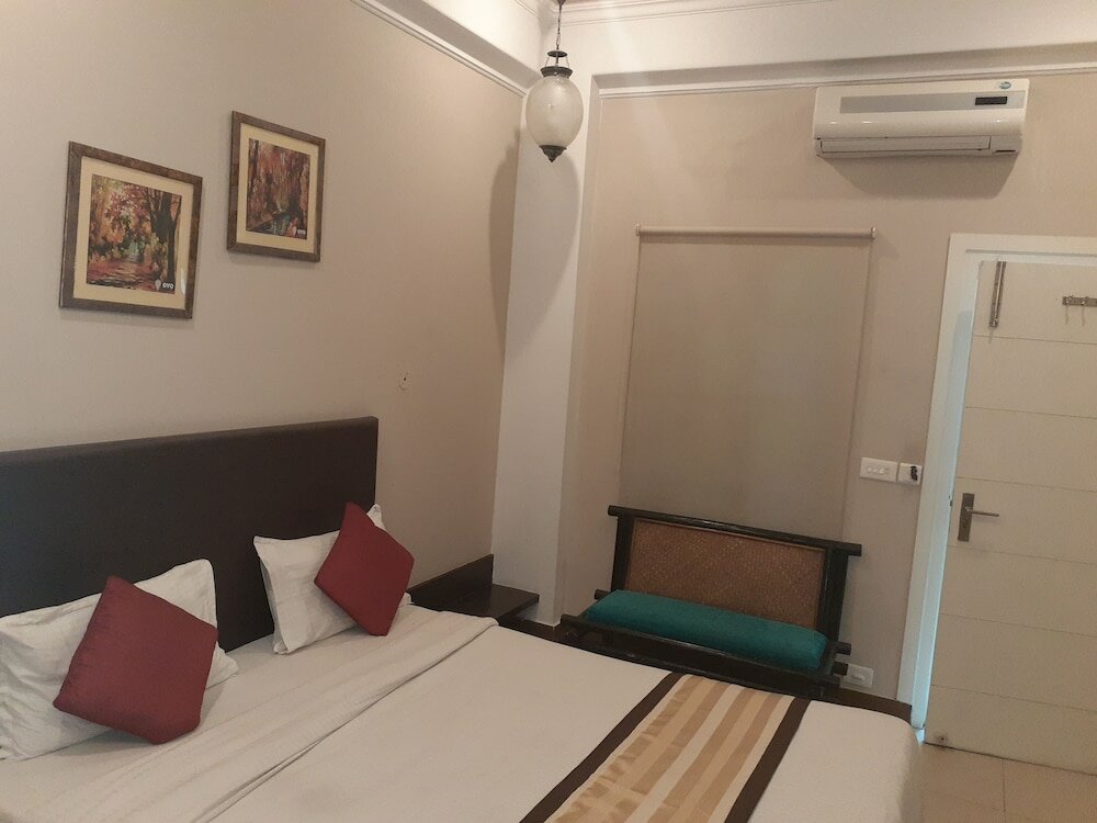 Фото Hotel Dev Villas