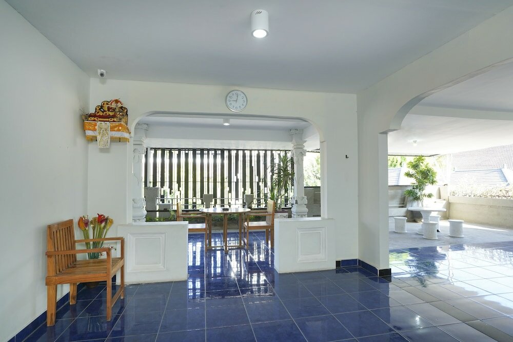 Фото Oyo 1934 Sedana Inn