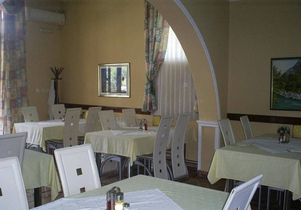 Фото Hotel Lovcen