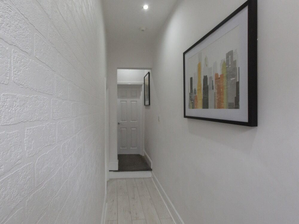 Фото Townhouse Plus @ 40 West St