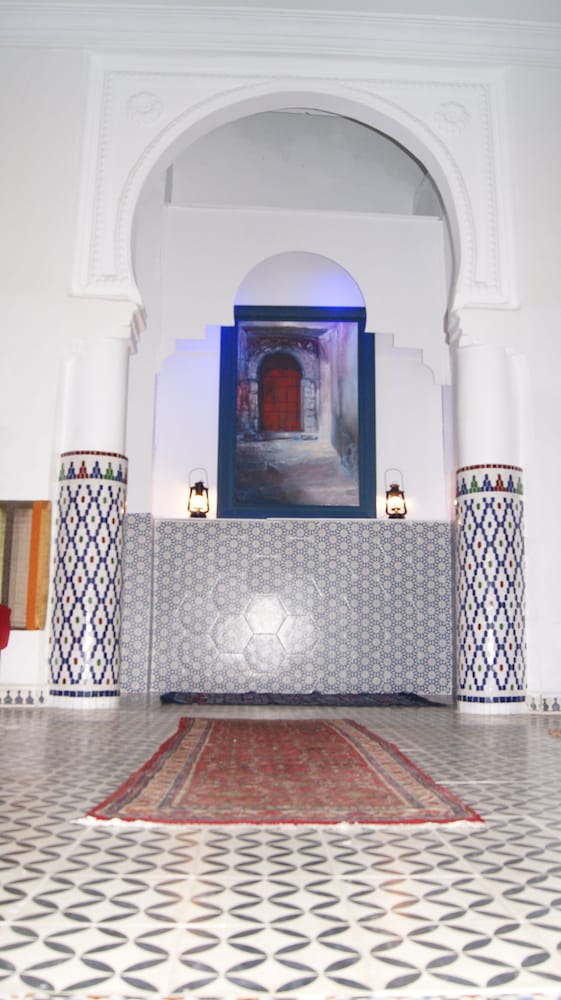 Фото Riad Tingis