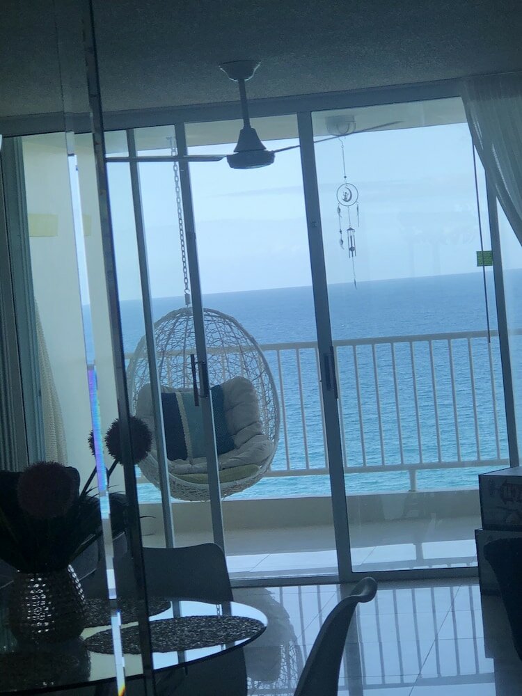 Фото Ocean View Gorgeous 1 Bedroom Apt