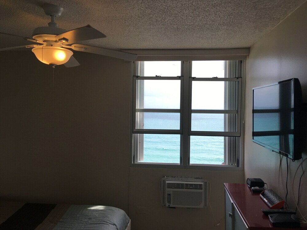 Фото Ocean View Gorgeous 1 Bedroom Apt