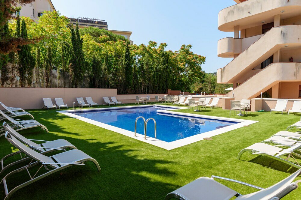 Фото Apartamentos Tossa Dreams