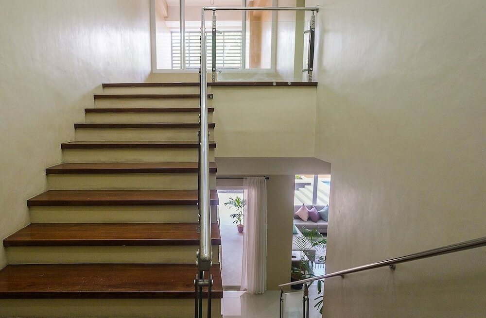 Фото Padgett Place - Deluxe Suites