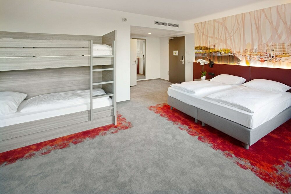 Фото Campanile Duisburg City