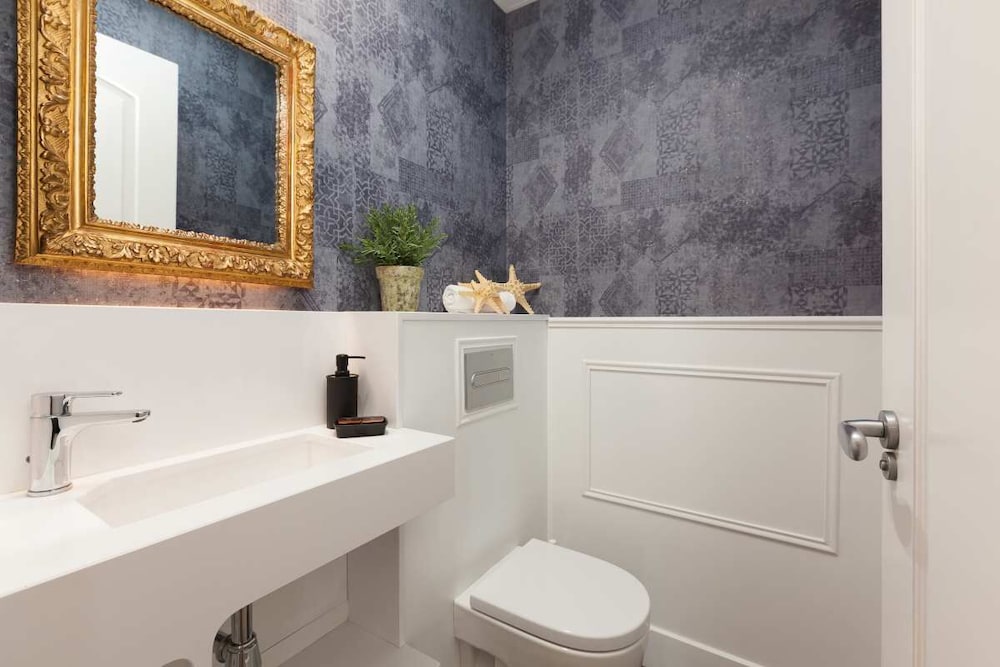 Фото Enjoybcn Coliseum Apartments