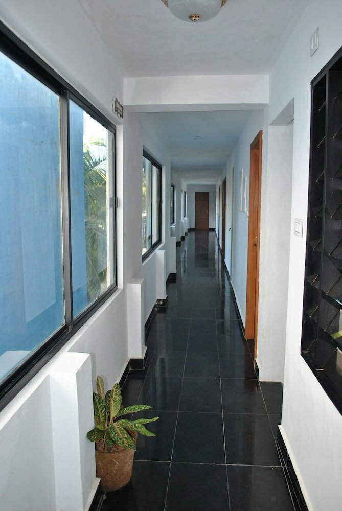 Фото Newton Neelakanta Boutique – Kovalam