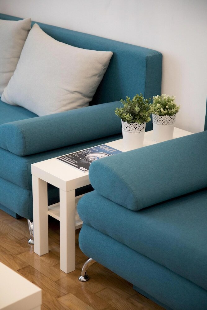 Фото Bright and Spacious Apartment in the City Center!