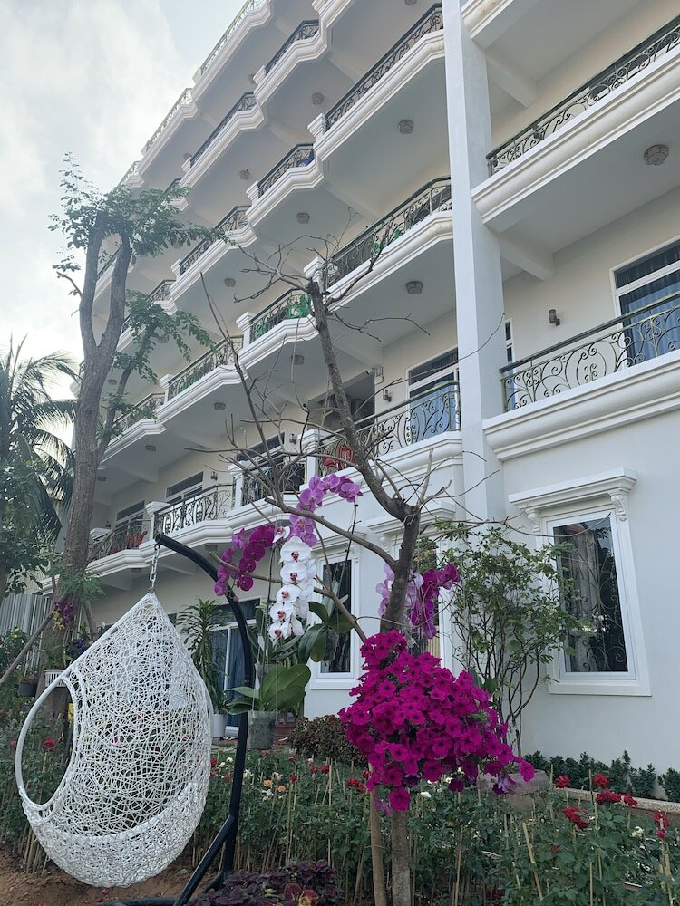 Фото Intanou Boutique Hotel Kampot