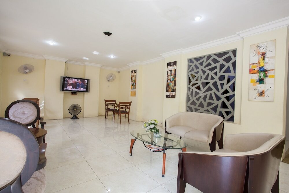 Фото RedDoorz near Marvell City Mall