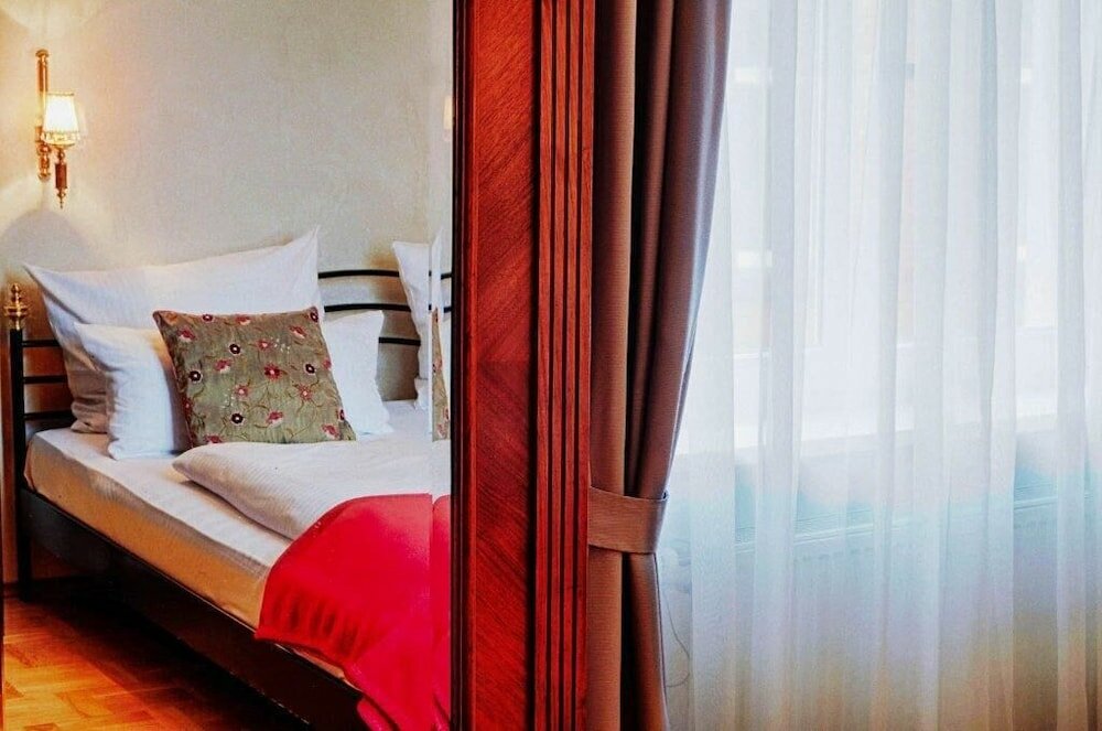 Фото Hotel Drei Lilien