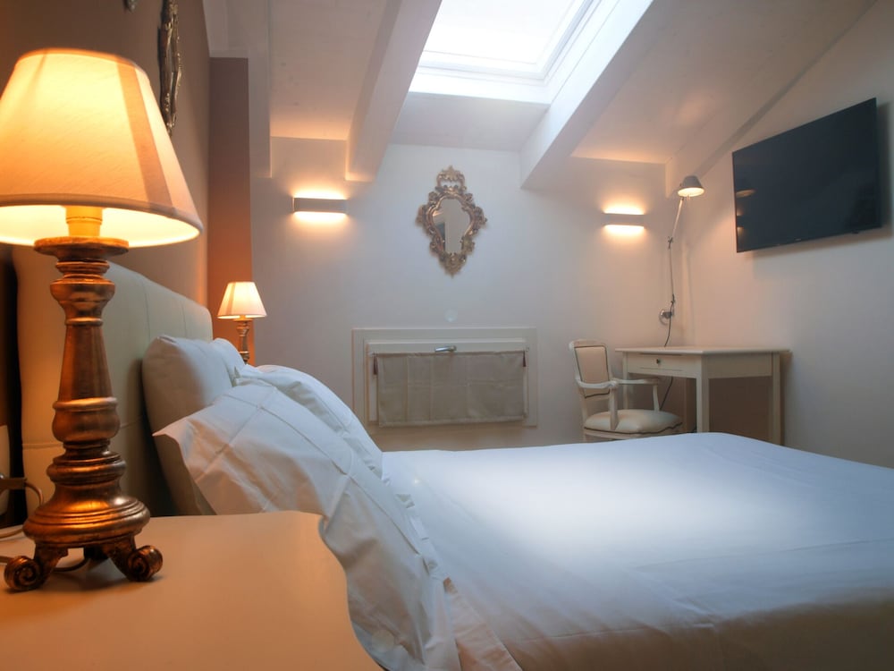 Фото Acquaderni Rooms