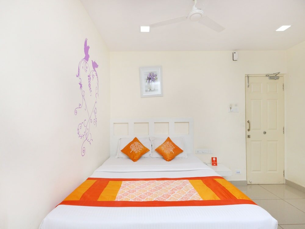 Фото Oyo 15132 Colors