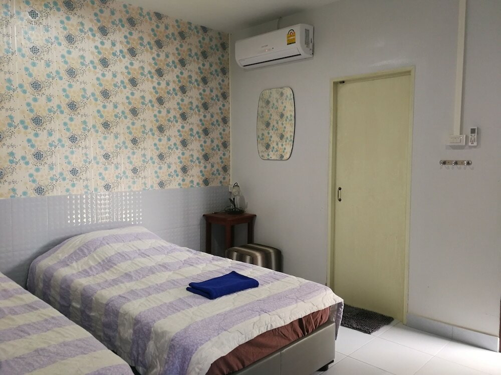 Фото Baan Pak Parichat-Sarun