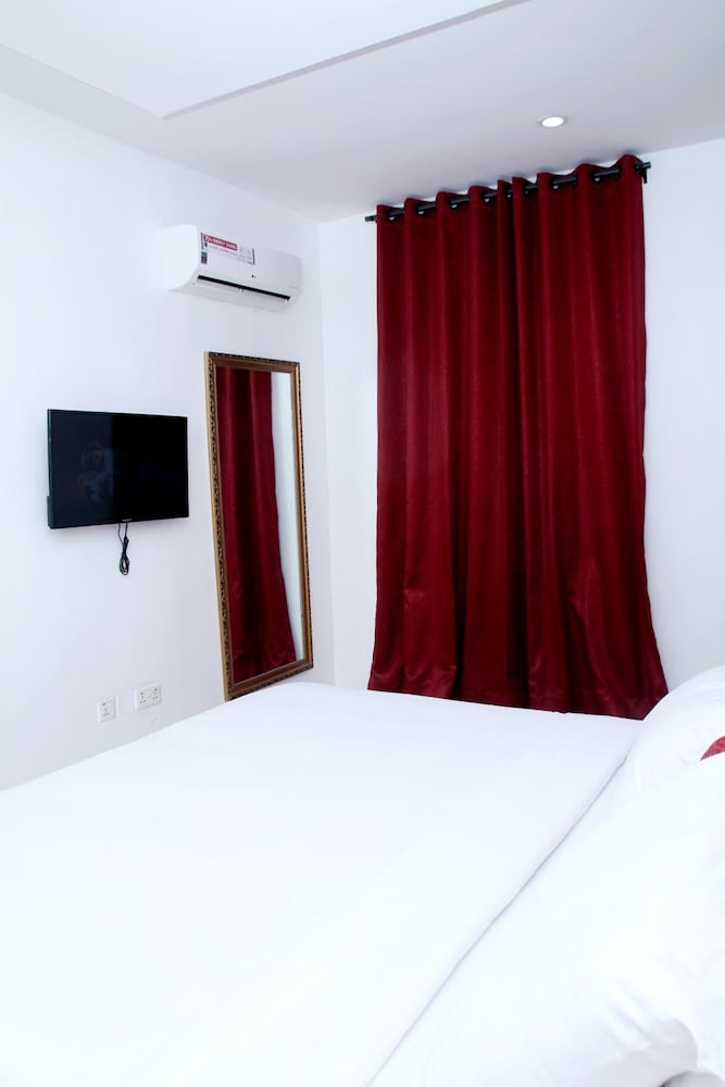 Фото H3 Luxury Cottage